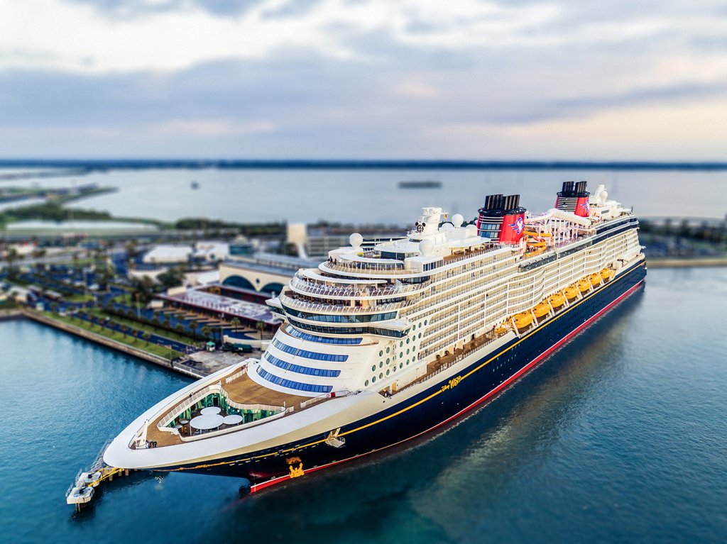 Disney Wish Disney Cruise Line