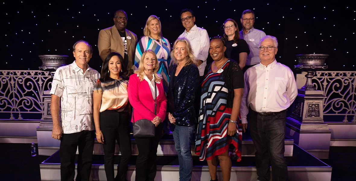 Dez Imagineers reunidos no painel de 70 anos do Walt Disney Imagineering na D23 Expo 2022